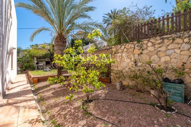 3 Zimmer Villa zu verkaufen in El Campello mit Garage - 1.190.000 € (Ref: 9739037)