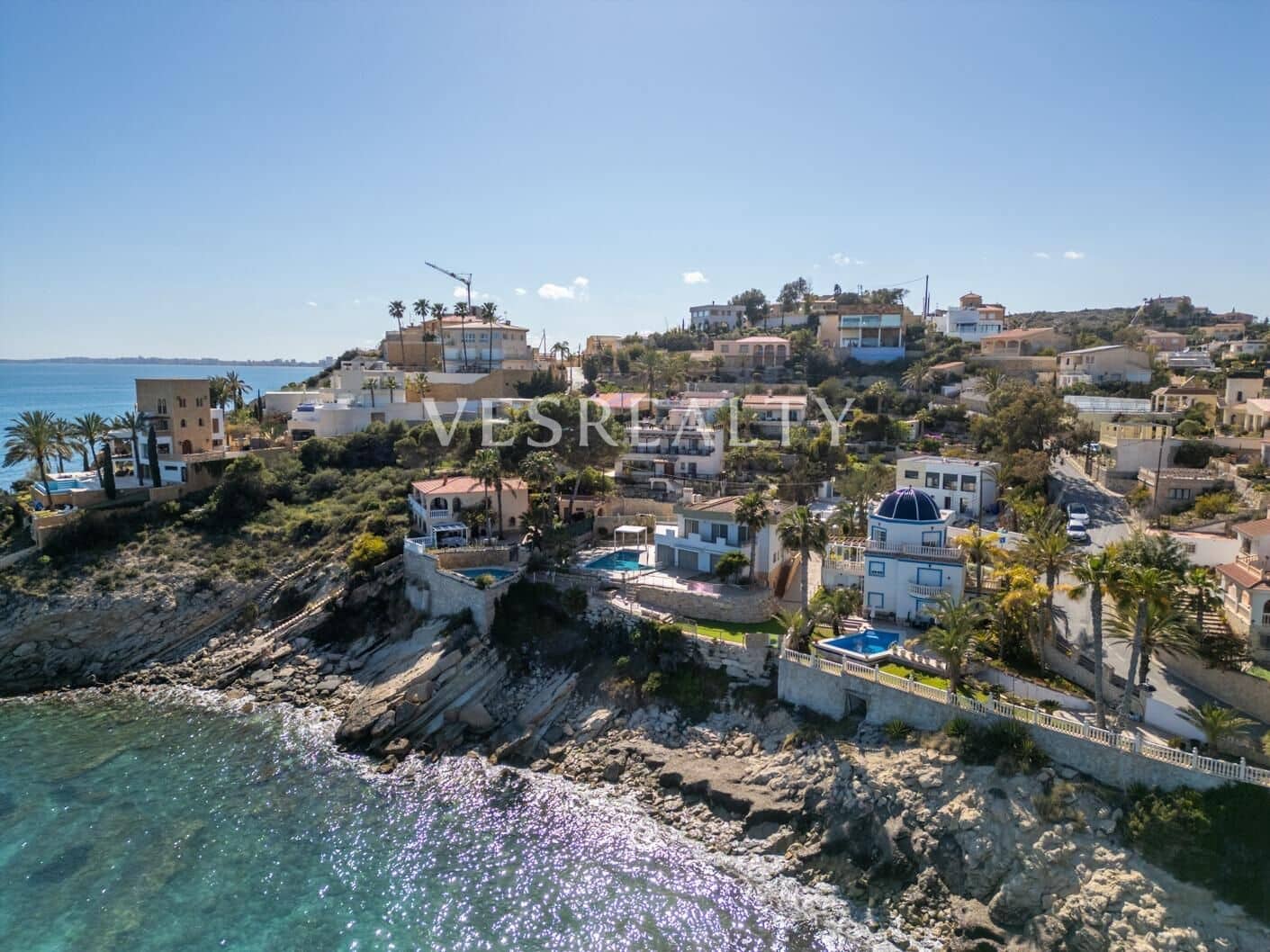 Chalet de 3 habitaciones en El Campello en venta con garaje - 1.190.000 € (Ref: 9739037)