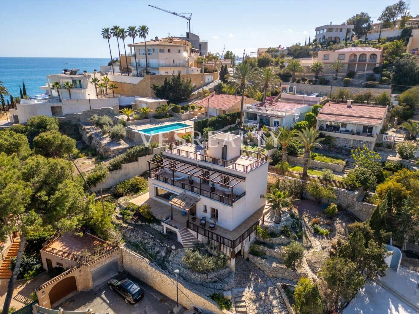 Chalet de 3 habitaciones en El Campello en venta con garaje - 1.190.000 € (Ref: 9739037)