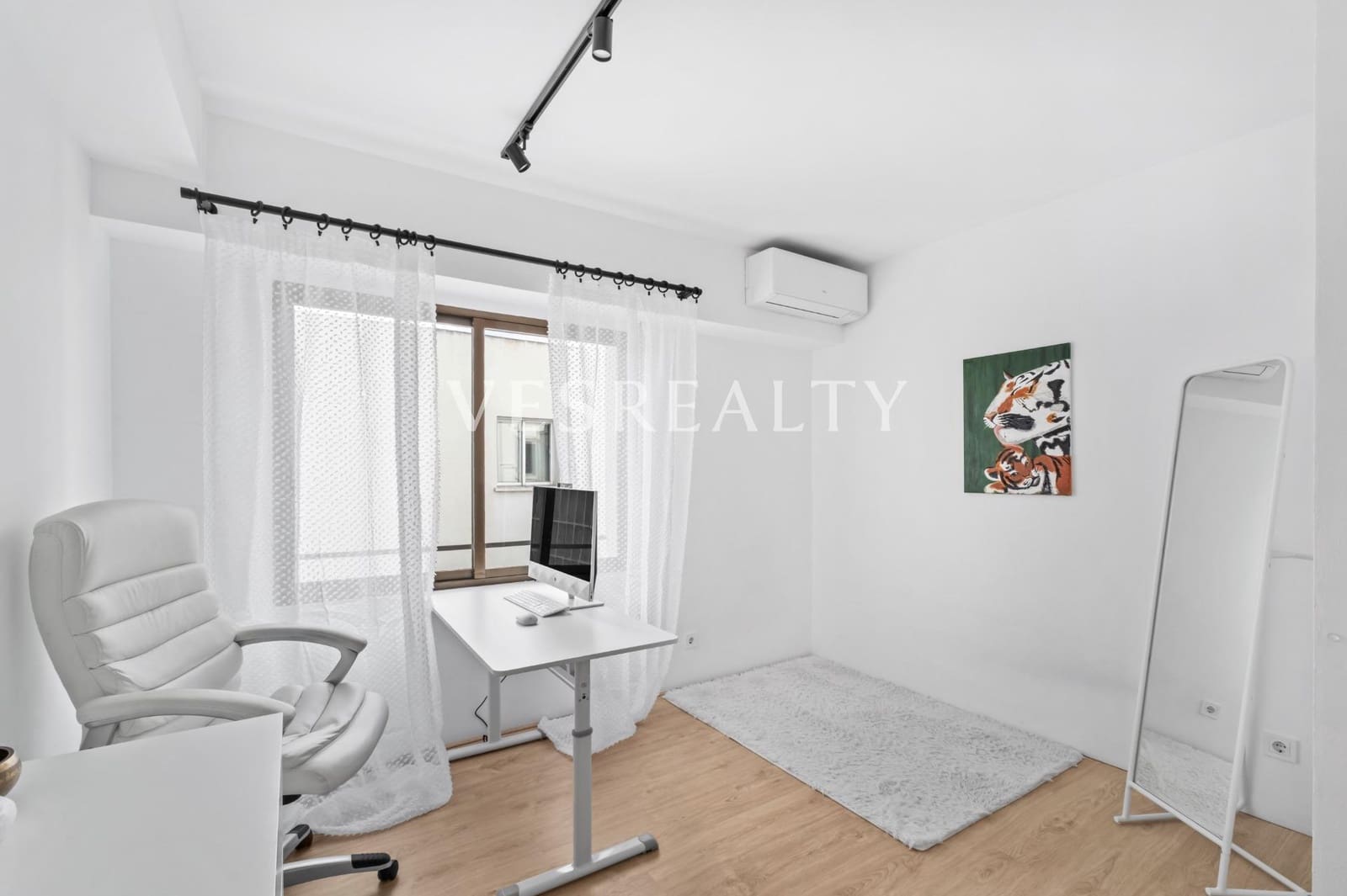 4 bedroom Penthouse for sale in Alicante / Alacant city - € 850,000 (Ref: 9739038)