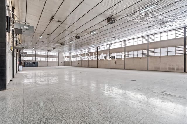 Biznes do wynajęcia w Elda z garażem - 17 000 € (Ref: 9755954)