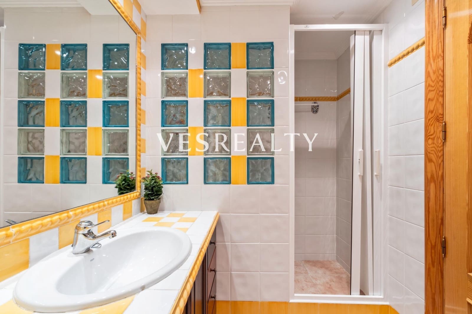 4 chambre Appartement à vendre à Playa de San Juan avec piscine - 650 000 € (Ref: 9770833)