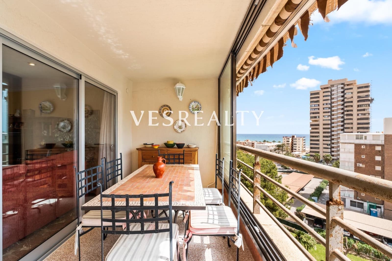 4 chambre Appartement à vendre à Playa de San Juan avec piscine - 650 000 € (Ref: 9770833)