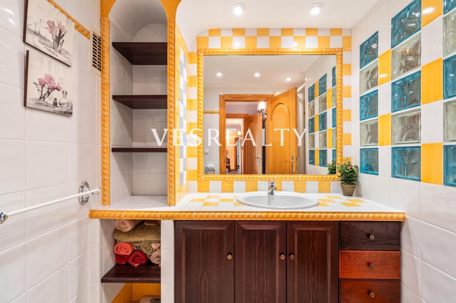 4 chambre Appartement à vendre à Playa de San Juan avec piscine - 650 000 € (Ref: 9770833)