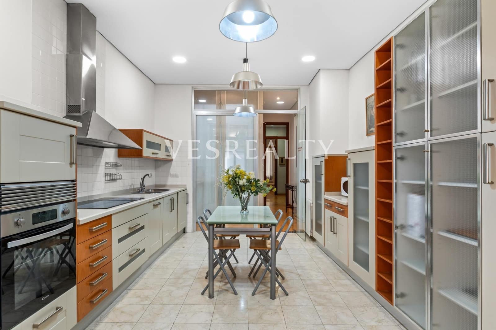 2 soveværelse Lejlighed til salg i Alicante by - € 799.000 (Ref: 9797346)