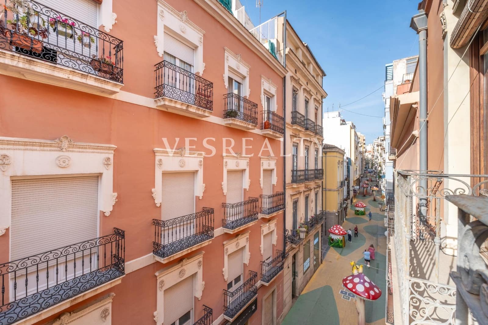 2 bedroom Flat for sale in Alicante / Alacant city - € 765,000 (Ref: 9797346)