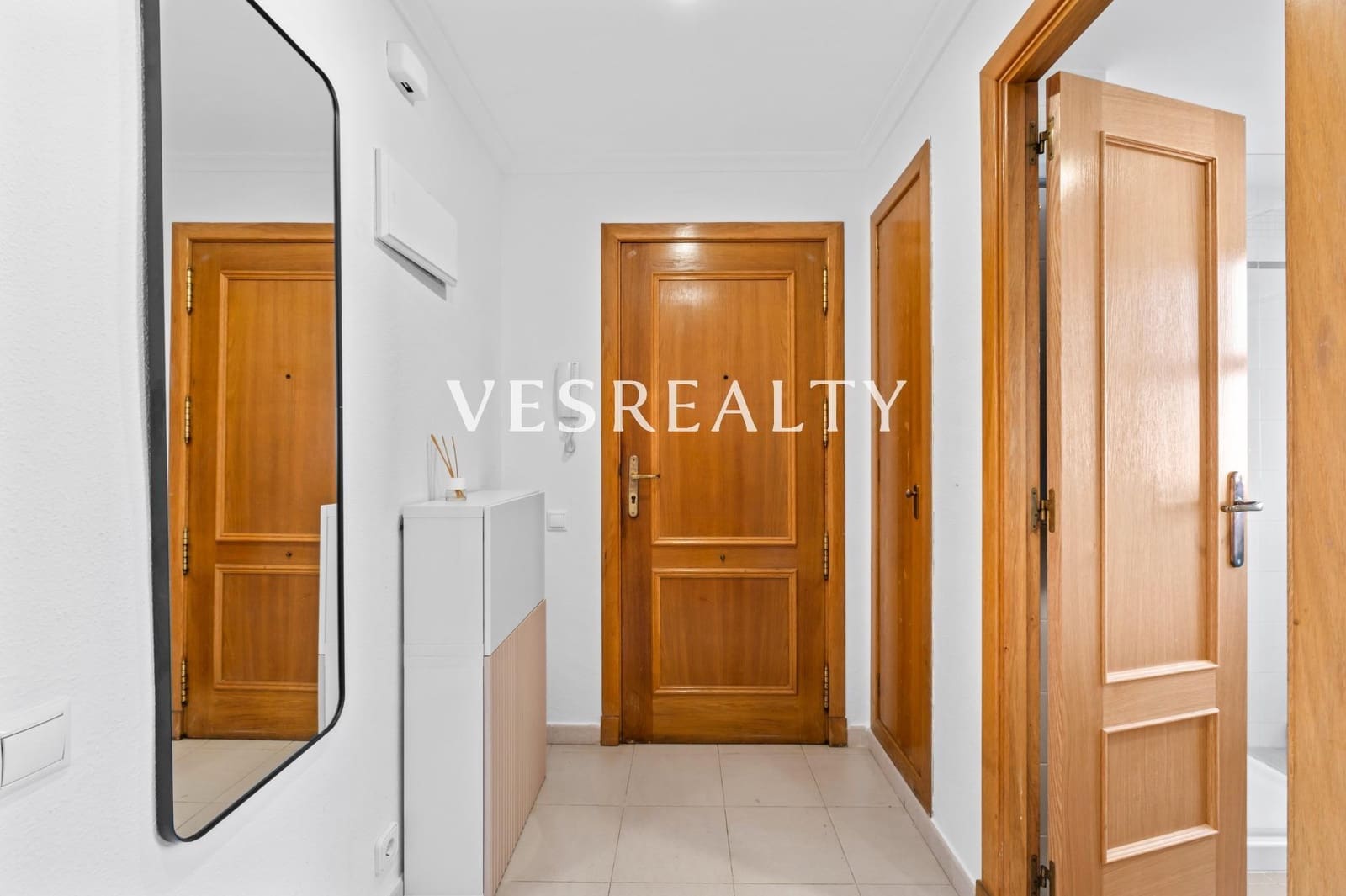 1 bedroom Flat for rent in Playa de San Juan with pool garage - € 1,000 (Ref: 9806666)