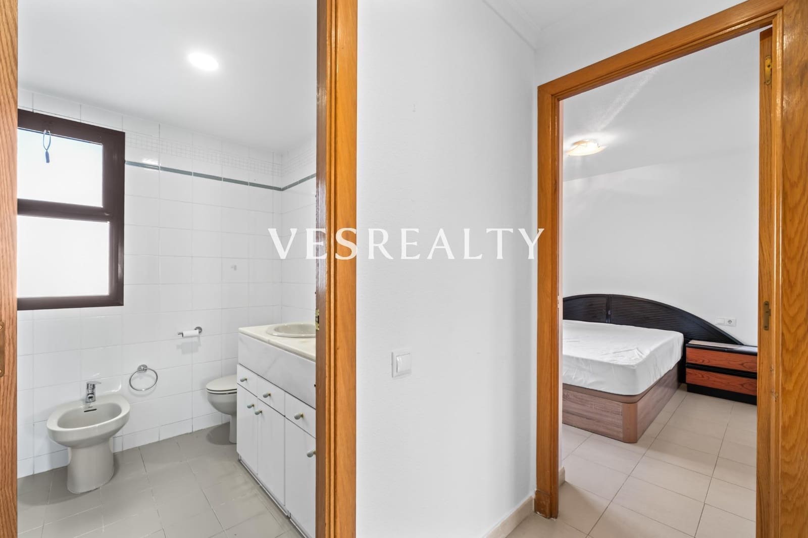 1 bedroom Flat for rent in Playa de San Juan with pool garage - € 1,000 (Ref: 9806666)