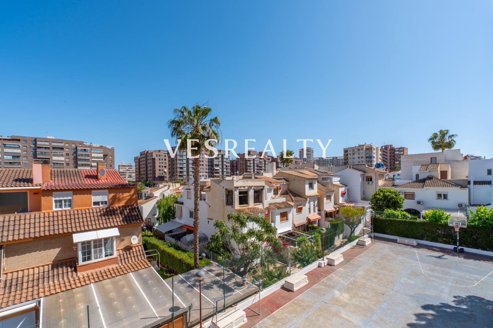 1 bedroom Flat for rent in Playa de San Juan with pool garage - € 1,000 (Ref: 9806666)