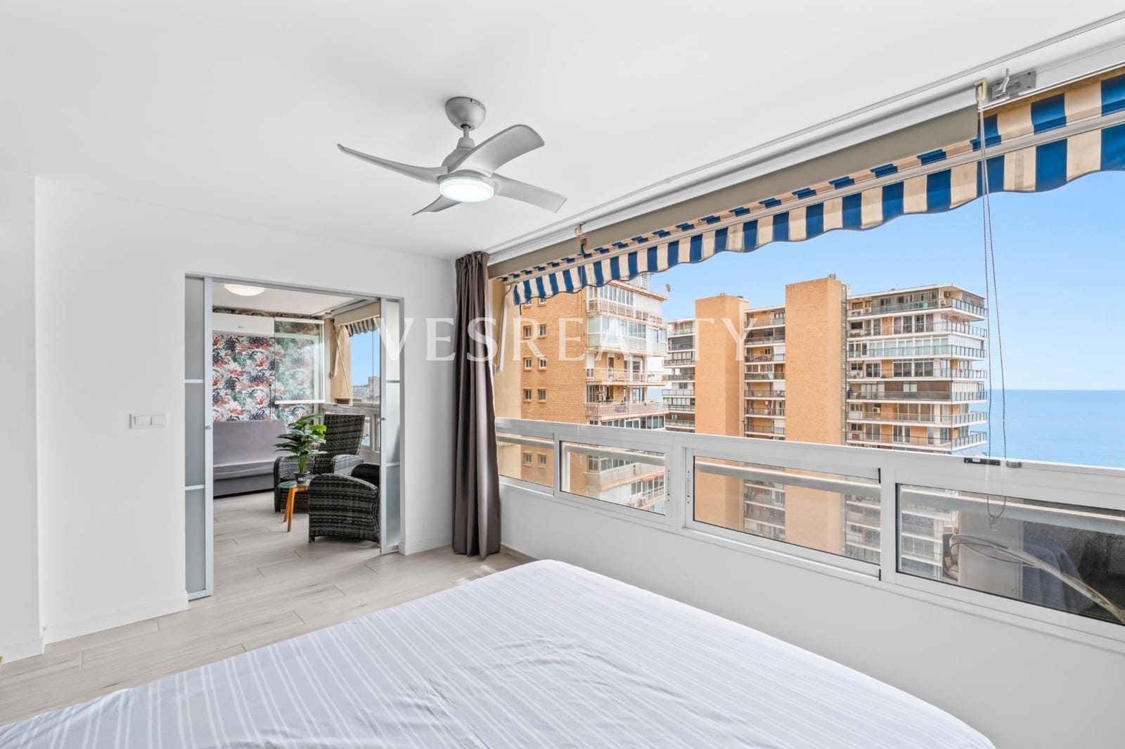 2 bedroom Flat for rent in Alicante / Alacant city with garage - € 1,200 (Ref: 9825473)