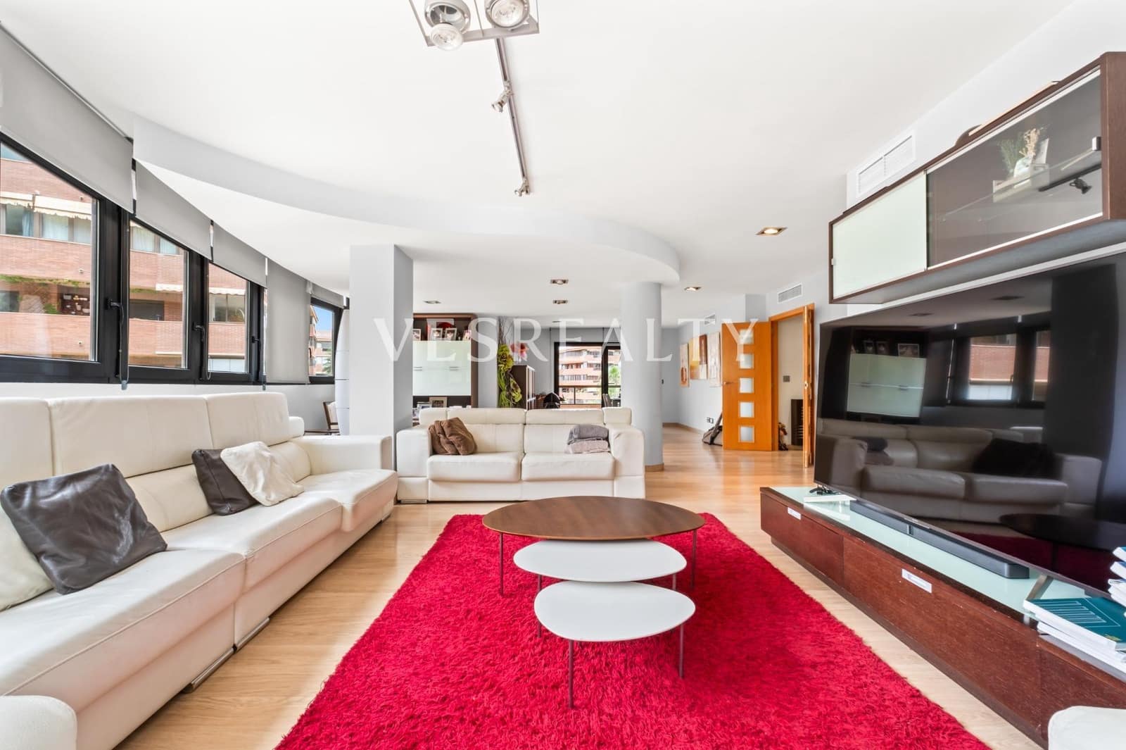 Piso de 2 habitaciones en Alicante / Alacant ciudad en venta con piscina garaje - 475.000 € (Ref: 9825474)