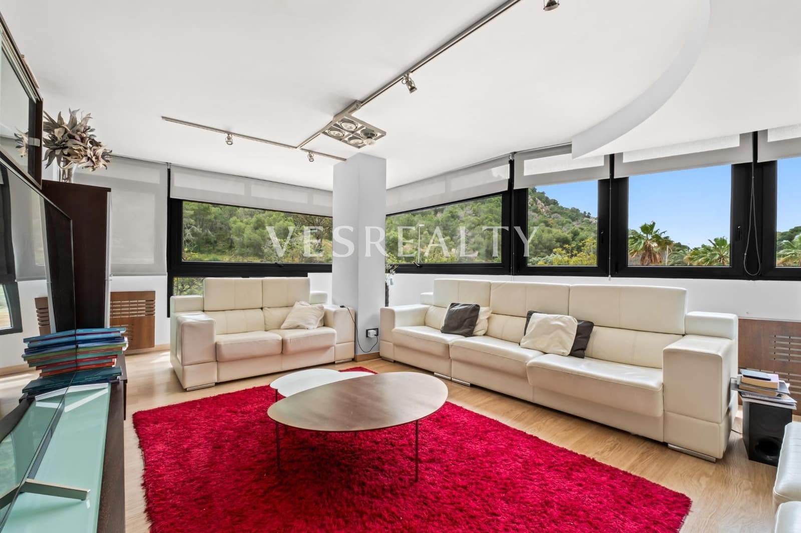 Piso de 2 habitaciones en Alicante / Alacant ciudad en venta con piscina garaje - 475.000 € (Ref: 9825474)