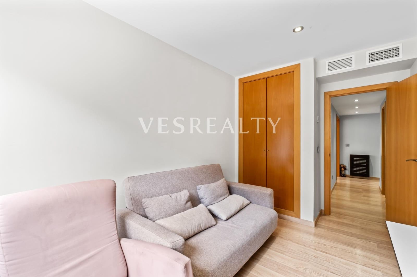 Piso de 2 habitaciones en Alicante / Alacant ciudad en venta con piscina garaje - 475.000 € (Ref: 9825474)