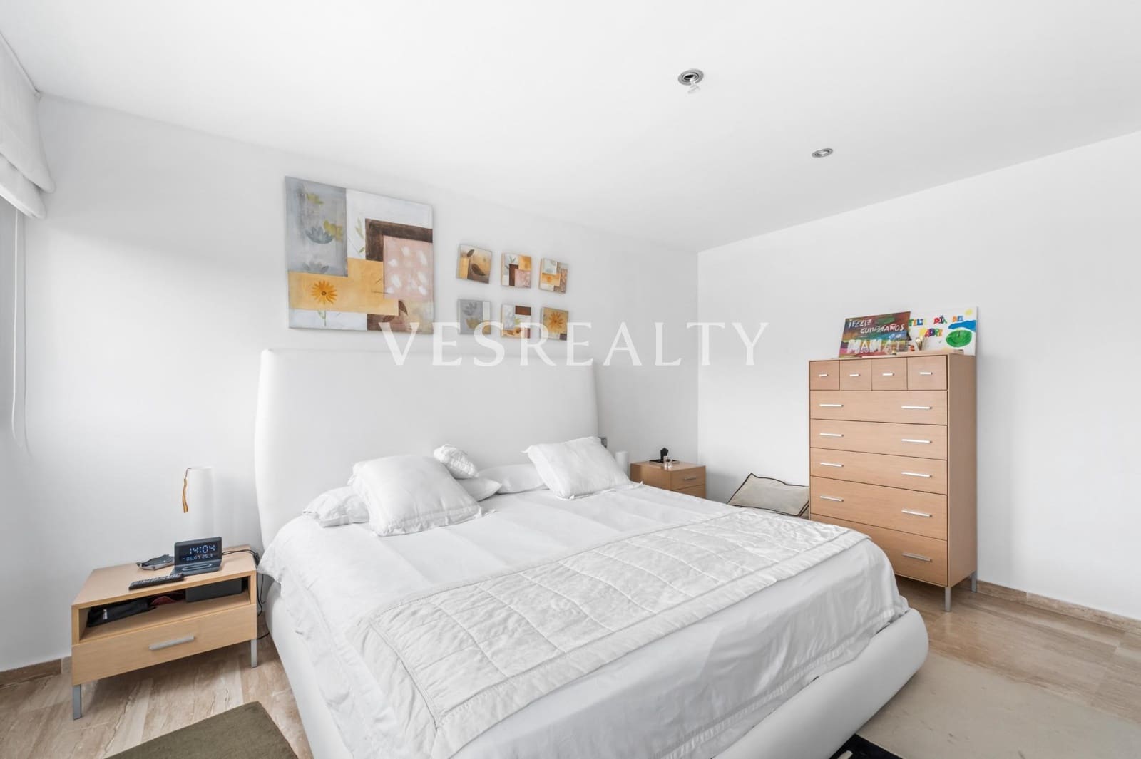 Piso de 3 habitaciones en Alicante / Alacant ciudad en venta con piscina garaje - 435.000 € (Ref: 9825475)