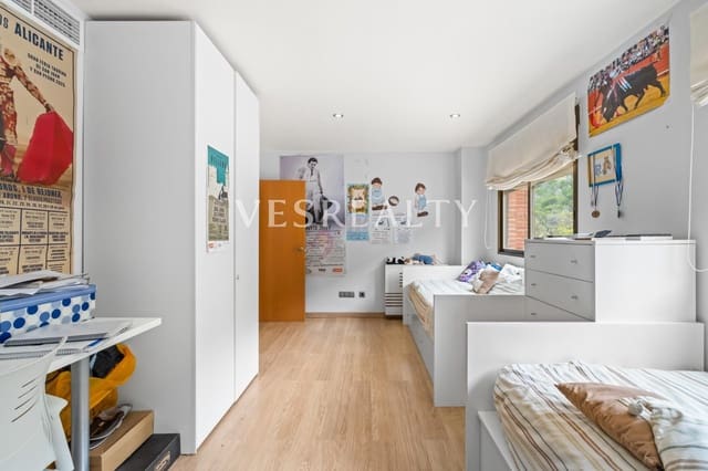 3 soverom Leilighet til salgs i Vistahermosa, Alicante by med svømmebasseng garasje - € 435 000 (Ref: 9825475)