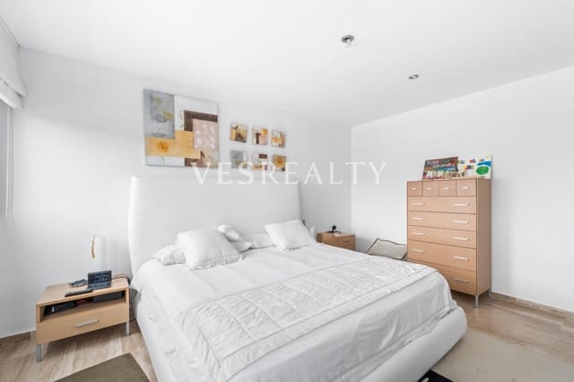 3 makuuhuone Asunto myytävänä paikassa Vistahermosa, Alicante kaupunki mukana uima-altaan 
autotalli - 435 000 € (Ref: 9825475)