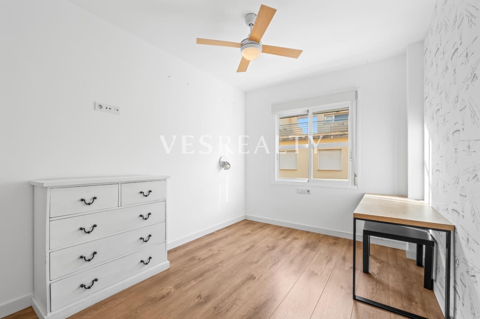 5 Zimmer Reihenhaus zu vermieten in Alicante / Alacant Stadt mit Pool Garage - 3.200 € (Ref: 9825476)