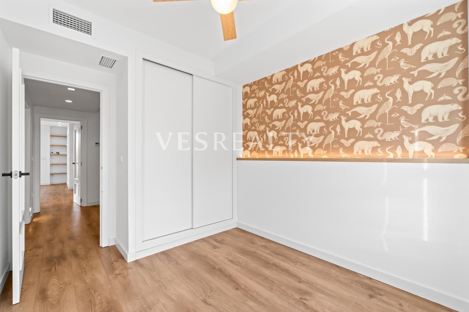 5 Zimmer Reihenhaus zu vermieten in Alicante / Alacant Stadt mit Pool Garage - 3.200 € (Ref: 9825476)