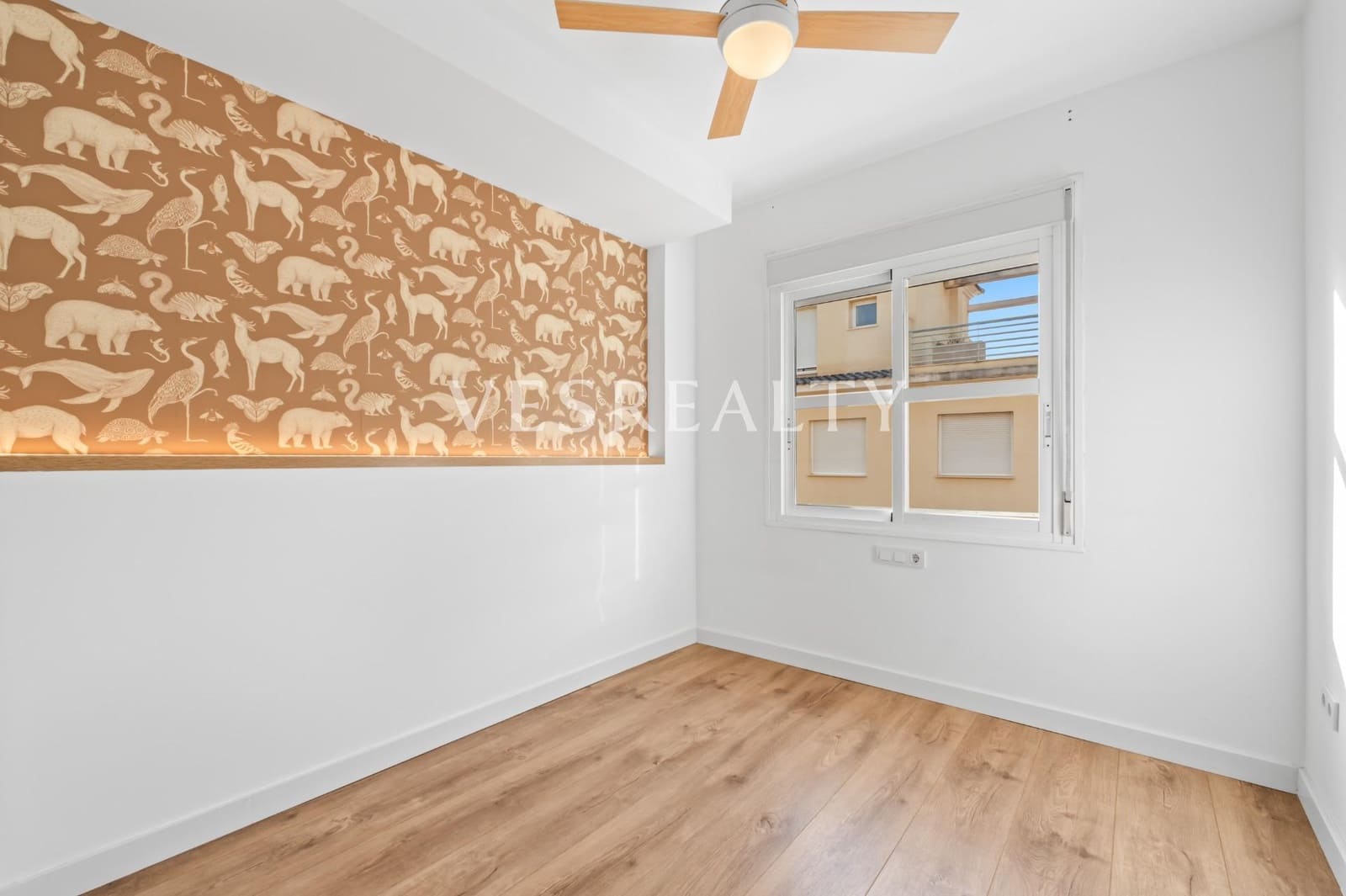 5 Zimmer Reihenhaus zu vermieten in Alicante / Alacant Stadt mit Pool Garage - 3.200 € (Ref: 9825476)