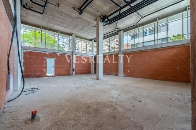Commerciale da affittare in Benalúa, Alicante città - 2.000 € (Rif: 9879077)