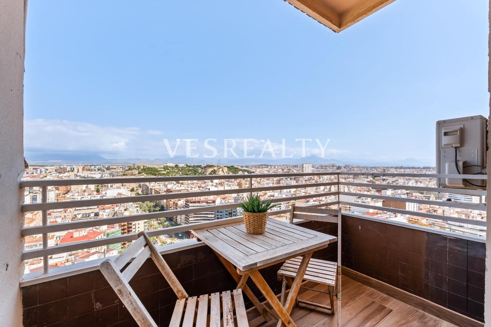 2 sypialnia Apartament na sprzedaż w Miasto Alicante / Alacant - 279 000 € (Ref: 9885056)