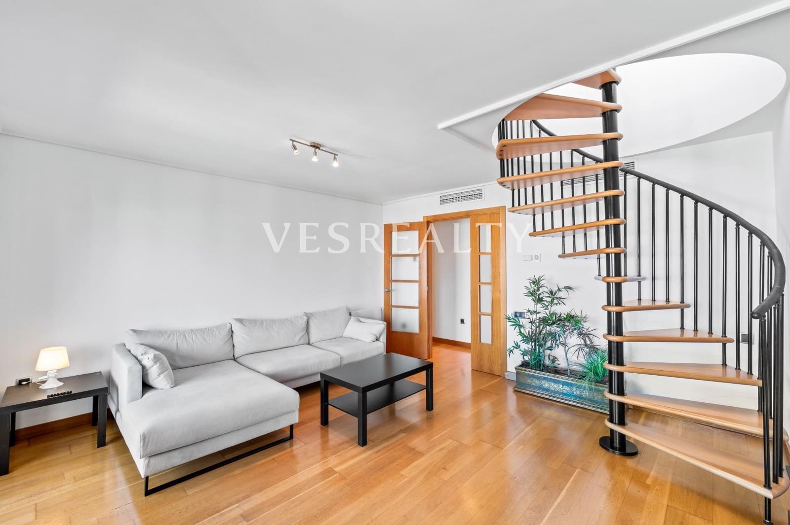 3 Zimmer Penthouse zu verkaufen in Alicante / Alacant Stadt mit Garage - 635.000 € (Ref: 9899036)