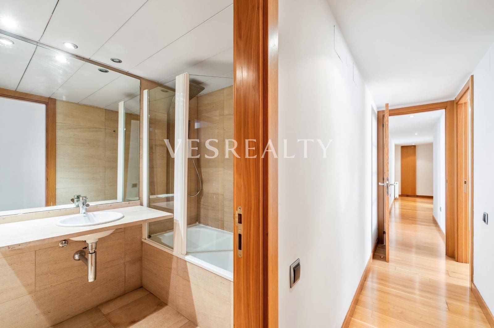 3 Zimmer Penthouse zu verkaufen in Alicante / Alacant Stadt mit Garage - 635.000 € (Ref: 9899036)