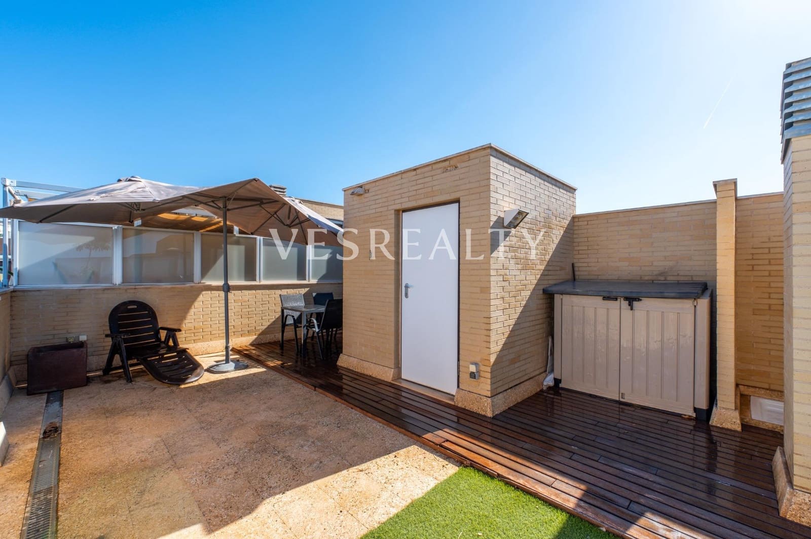 3 Zimmer Penthouse zu verkaufen in Alicante / Alacant Stadt mit Garage - 635.000 € (Ref: 9899036)