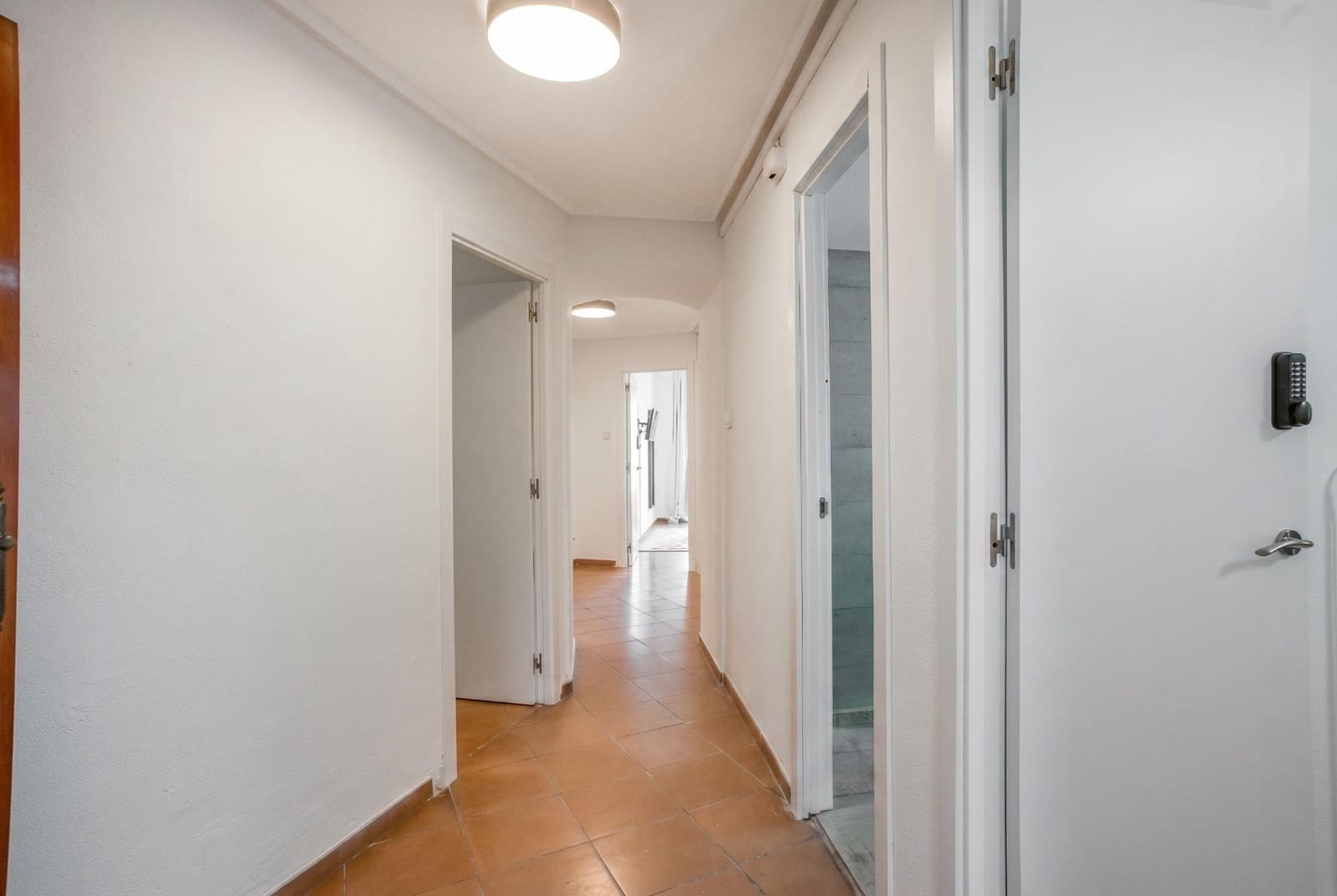 8 bedroom Flat for sale in Alicante / Alacant city - € 750,000 (Ref: 9916064)