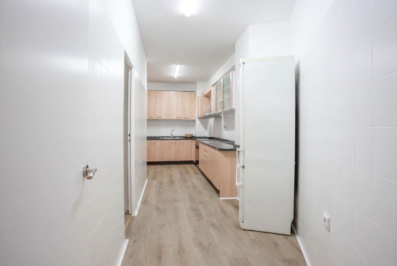8 bedroom Flat for sale in Alicante / Alacant city - € 750,000 (Ref: 9916064)