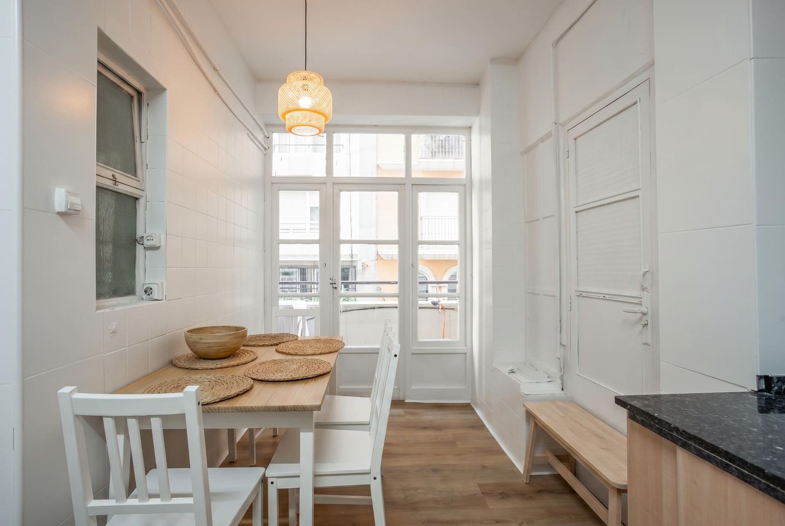 8 bedroom Flat for sale in Alicante / Alacant city - € 750,000 (Ref: 9916064)