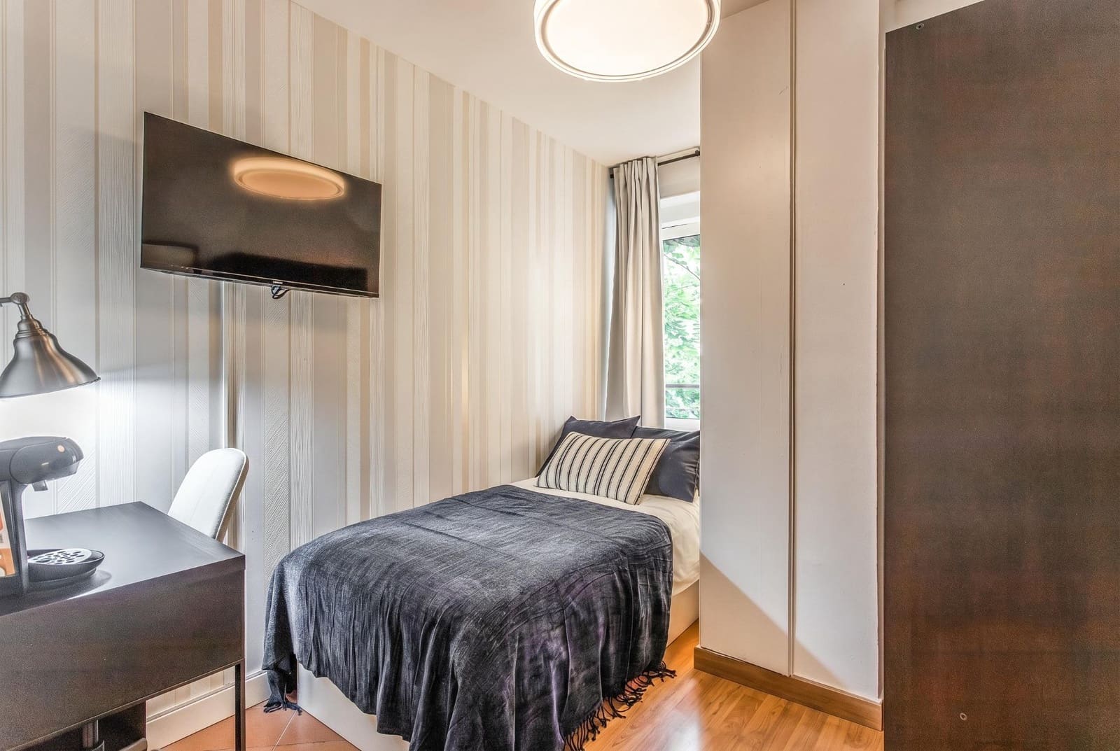 8 bedroom Flat for sale in Alicante / Alacant city - € 750,000 (Ref: 9916064)