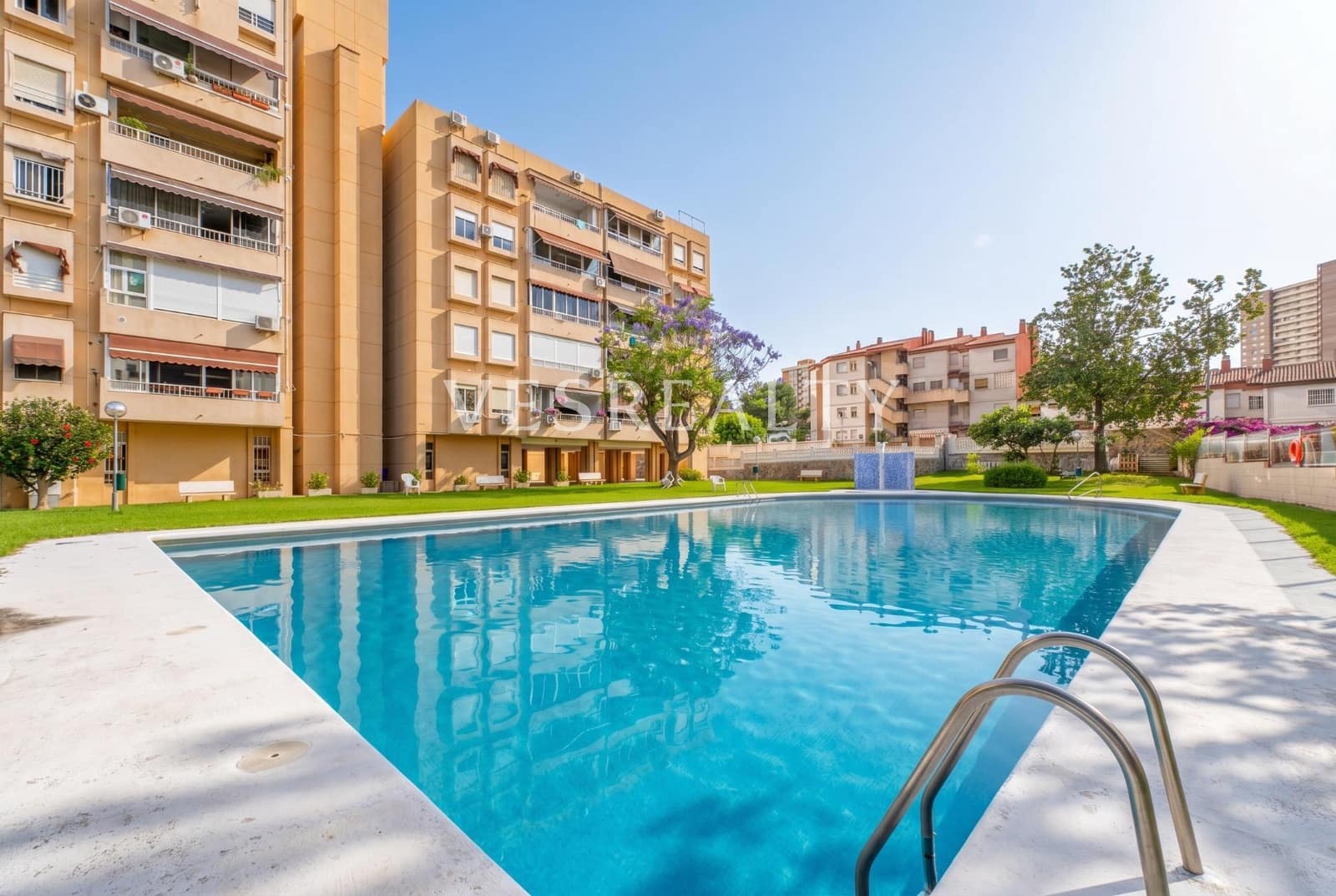 3 chambre Appartement à vendre à Playa de San Juan avec piscine - 418 000 € (Ref: 9922539)