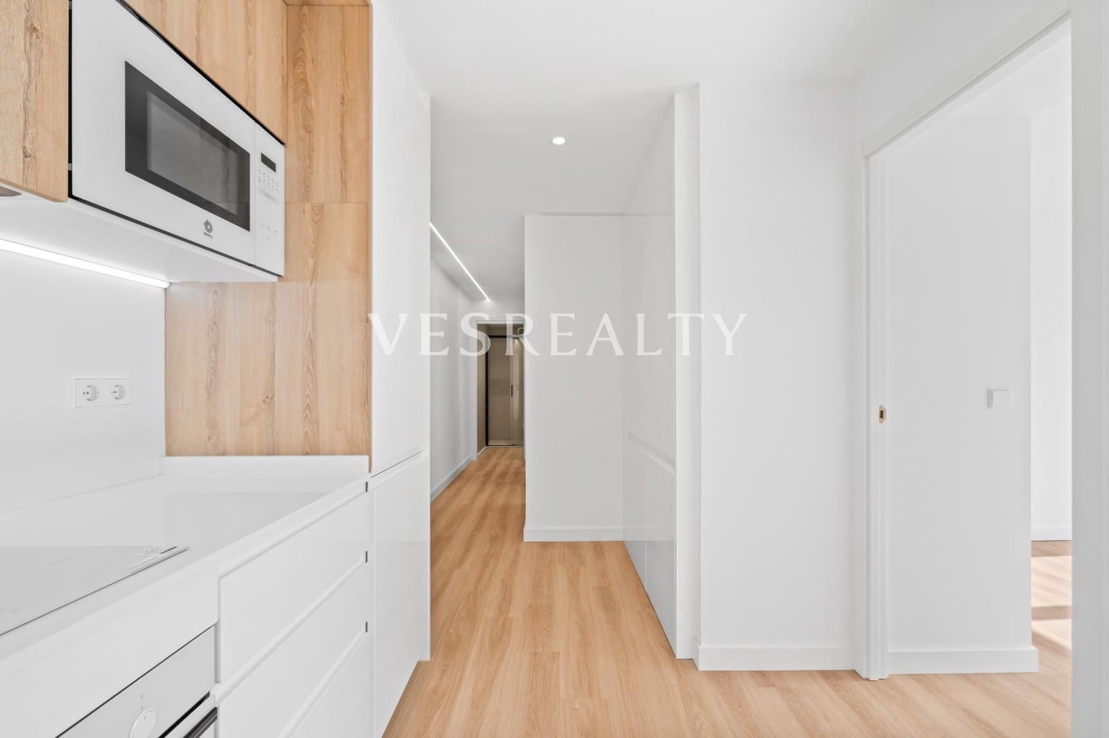 3 chambre Appartement à vendre à Playa de San Juan avec piscine - 418 000 € (Ref: 9922539)