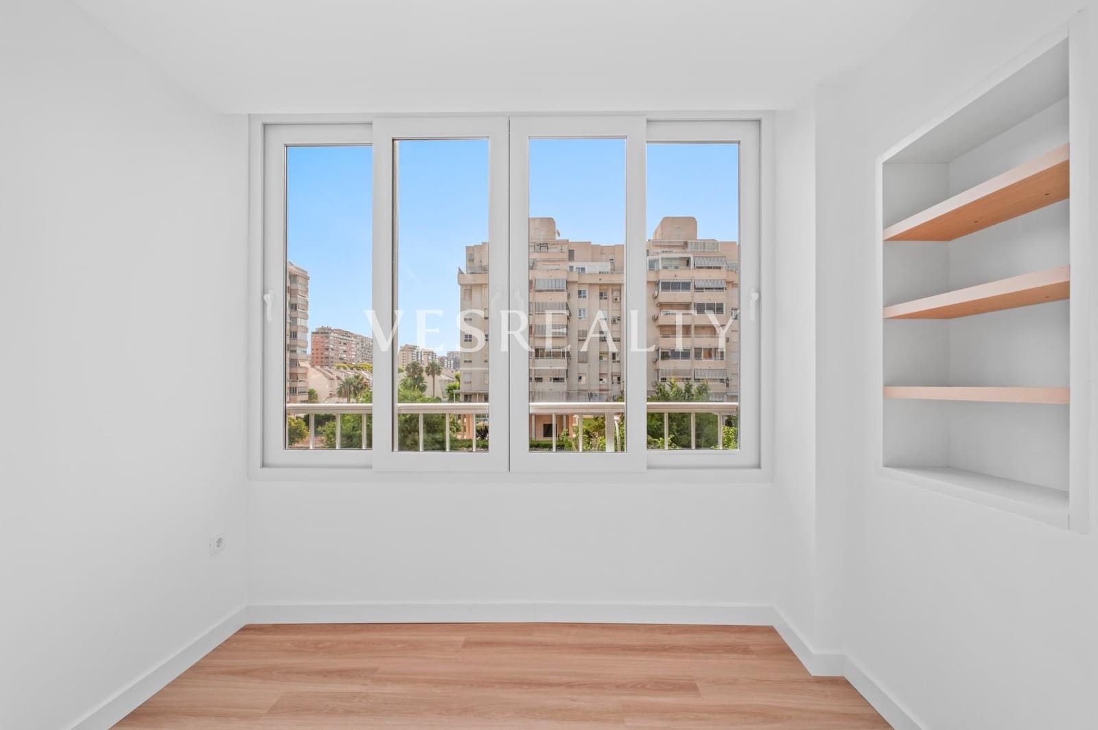 3 chambre Appartement à vendre à Playa de San Juan avec piscine - 418 000 € (Ref: 9922539)