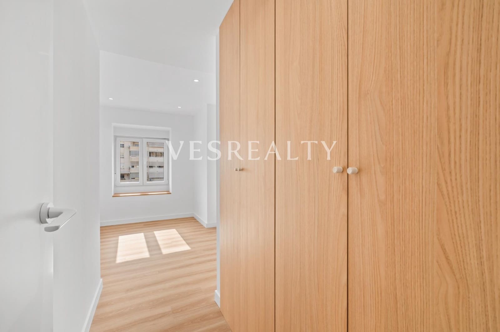 3 chambre Appartement à vendre à Playa de San Juan avec piscine - 418 000 € (Ref: 9922539)