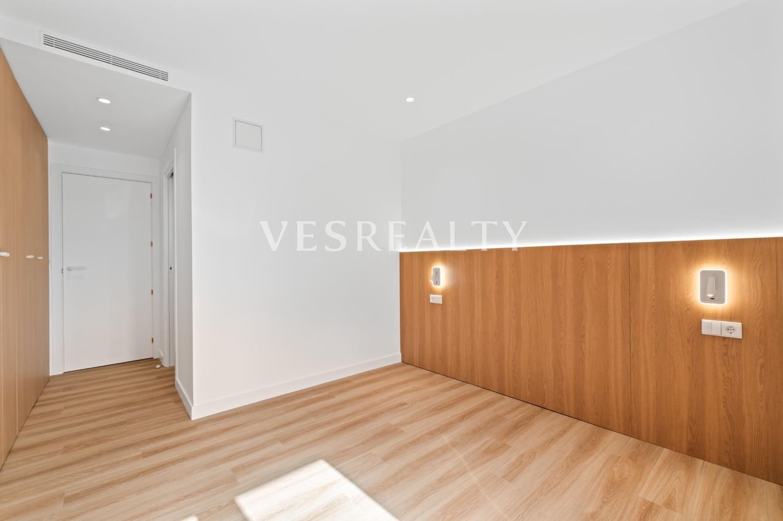 3 chambre Appartement à vendre à Playa de San Juan avec piscine - 418 000 € (Ref: 9922539)