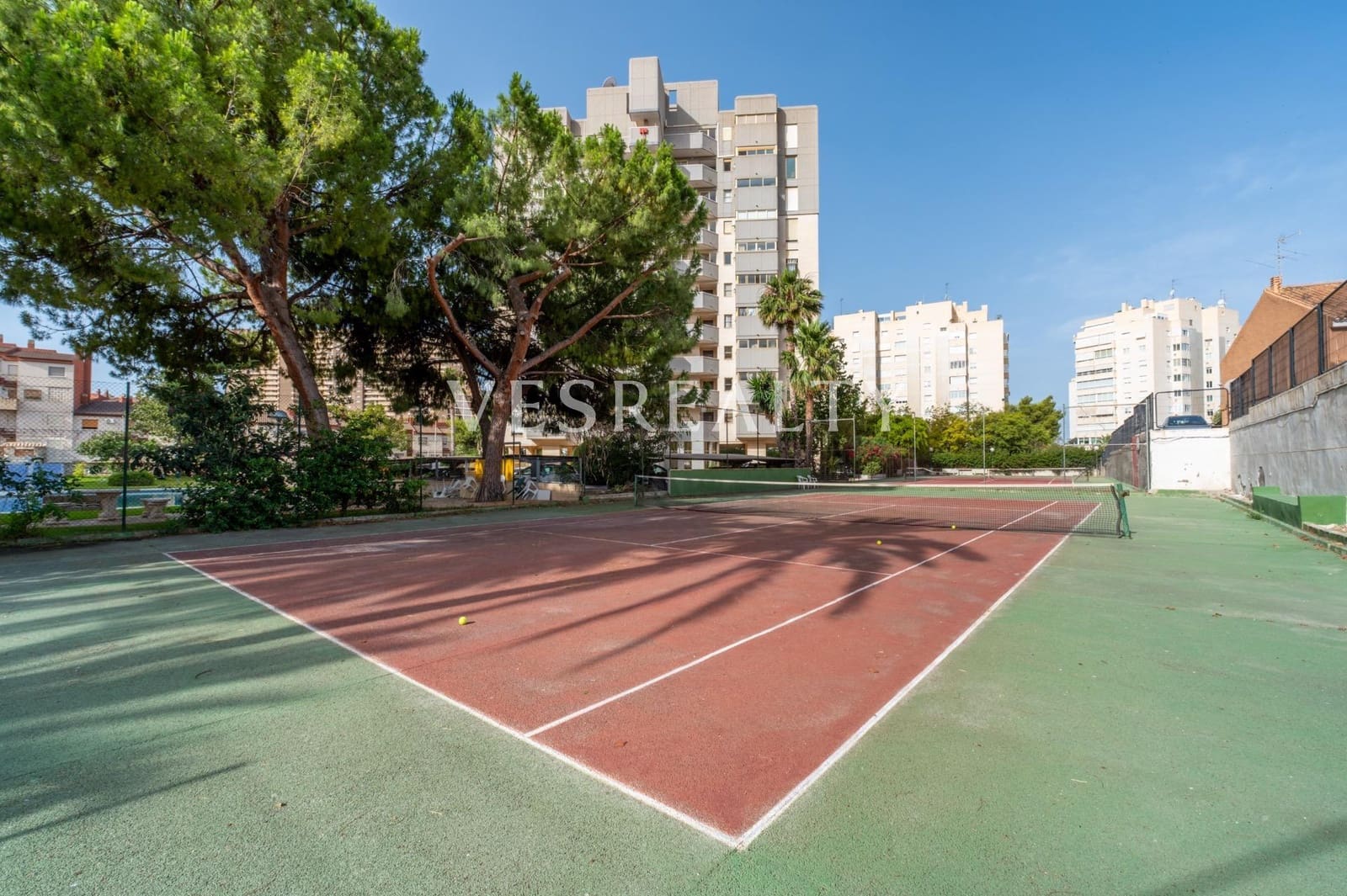 3 chambre Appartement à vendre à Playa de San Juan avec piscine - 418 000 € (Ref: 9922539)