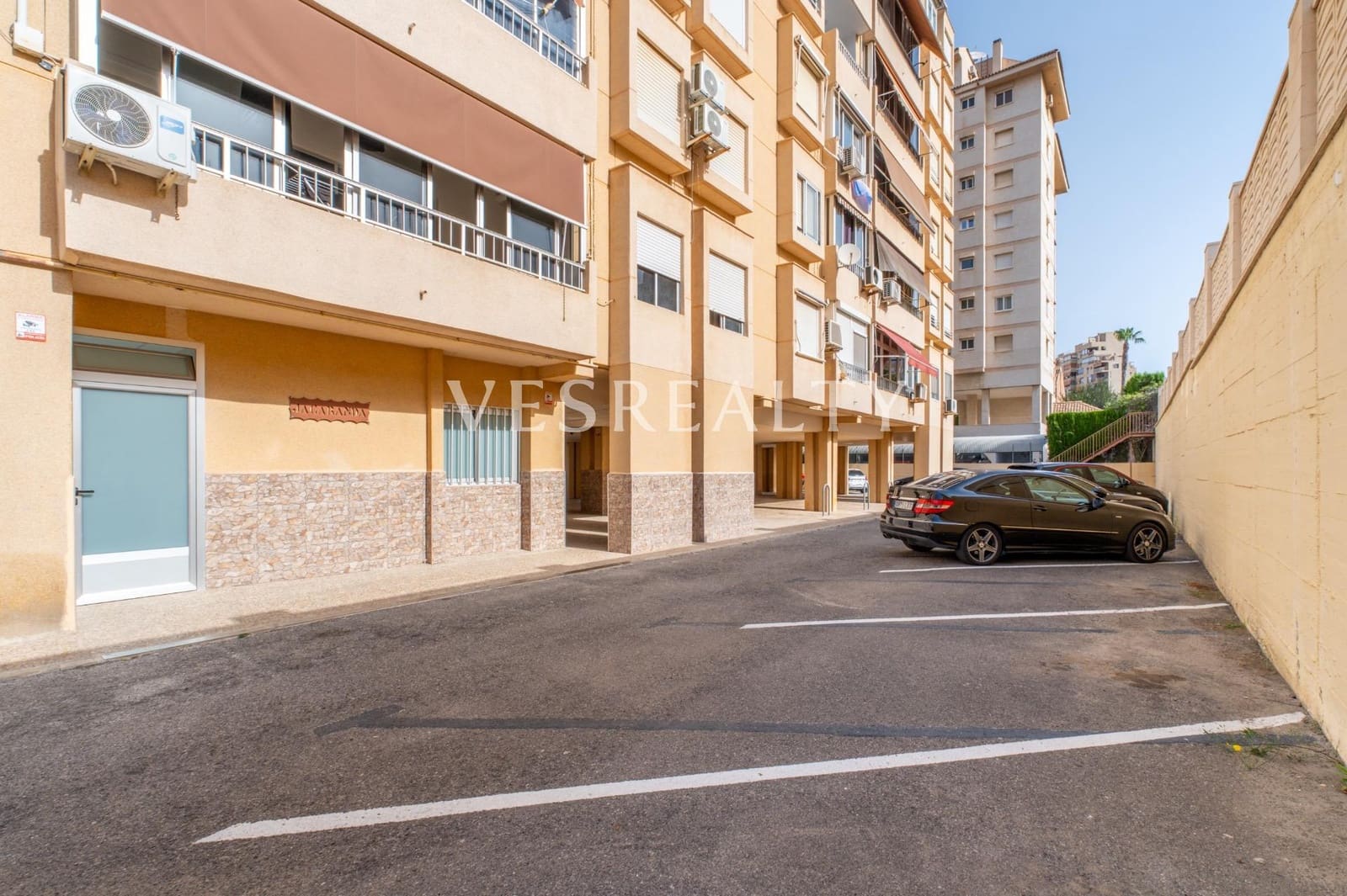3 chambre Appartement à vendre à Playa de San Juan avec piscine - 418 000 € (Ref: 9922539)