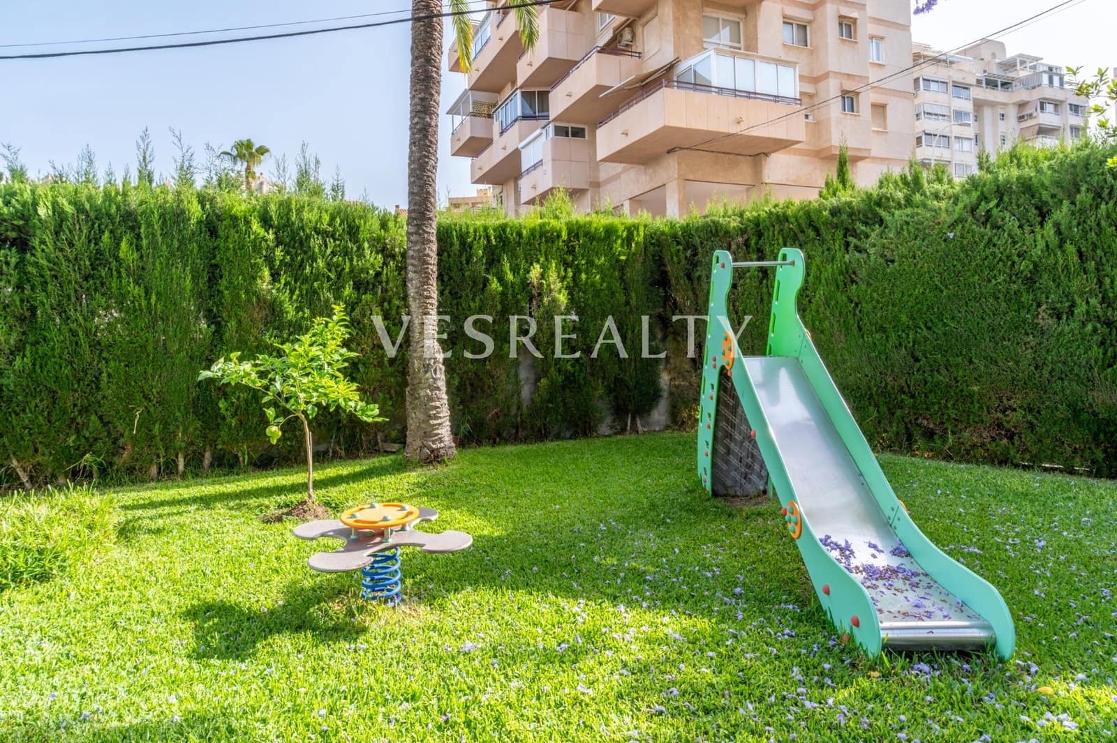 3 chambre Appartement à vendre à Playa de San Juan avec piscine - 418 000 € (Ref: 9922539)