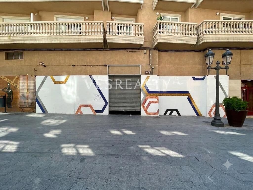 Erhverv til salg i Alicante by - € 7.000.000 (Ref: 9950012)