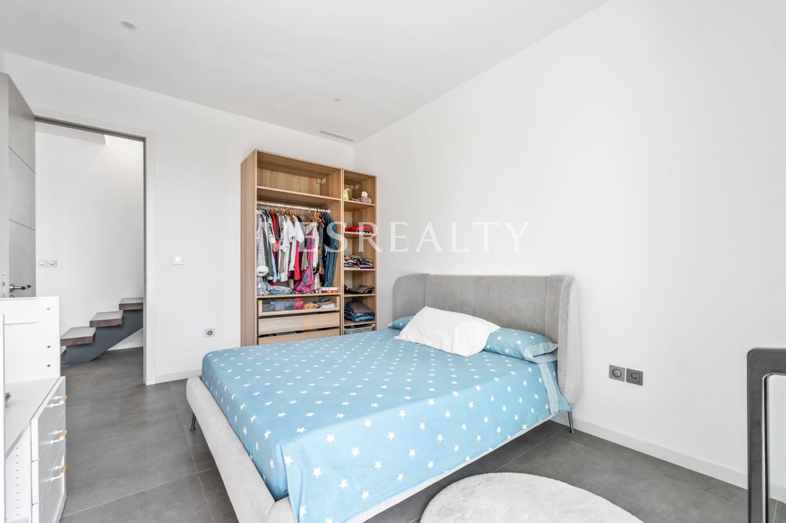 5 bedroom Villa for rent in Villafranqueza with pool - € 5,000 (Ref: 9954402)