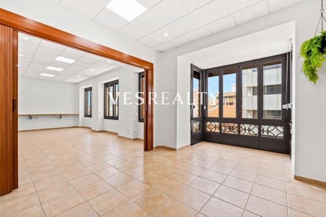 4 soveværelse Kontor til leje i Barrio del Centro, Alicante by - € 2.200 (Ref: 9963328)