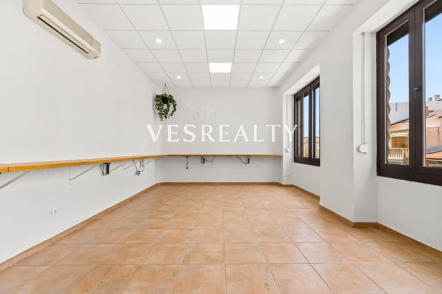 4 soveværelse Kontor til leje i Barrio del Centro, Alicante by - € 2.200 (Ref: 9963328)