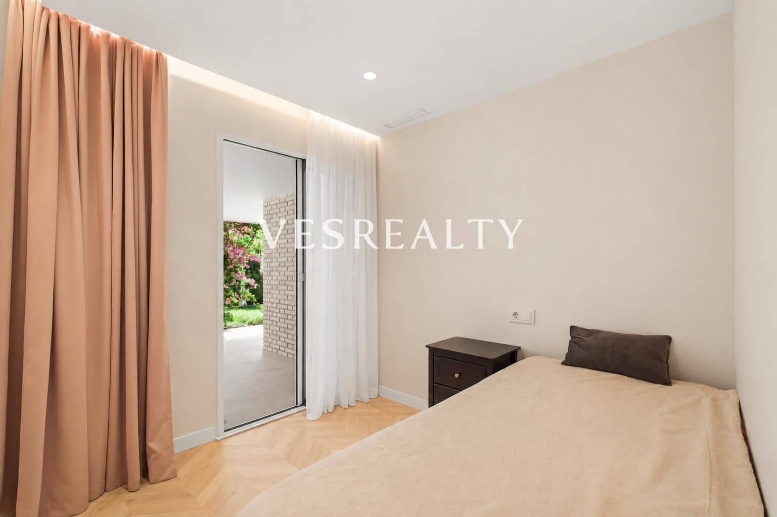 7 slaapkamer Villa te koop in La Font met zwembad garage - € 1.395.000 (Ref: 9975610)