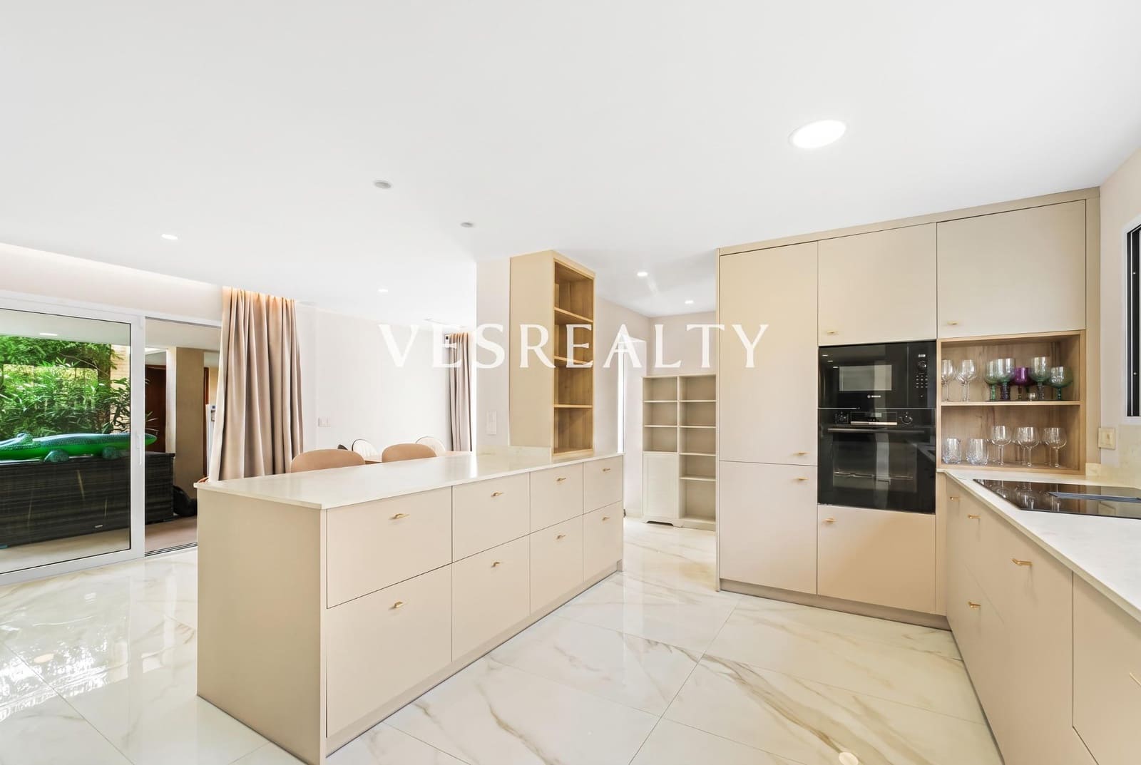 7 slaapkamer Villa te koop in La Font met zwembad garage - € 1.395.000 (Ref: 9975610)