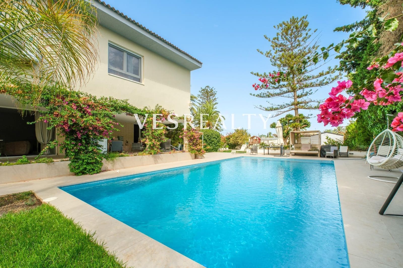 7 slaapkamer Villa te koop in La Font met zwembad garage - € 1.395.000 (Ref: 9975610)