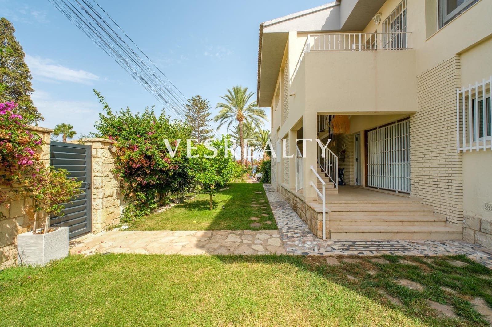 7 slaapkamer Villa te koop in La Font met zwembad garage - € 1.395.000 (Ref: 9975610)