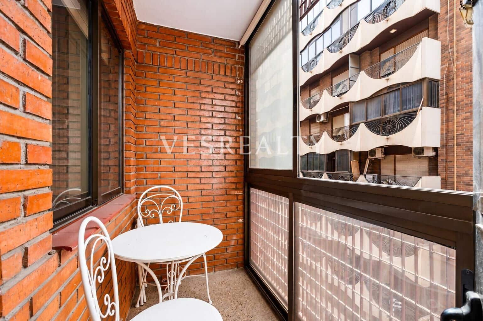 3 bedroom Flat for sale in Alicante / Alacant city - € 345,000 (Ref: 9977484)