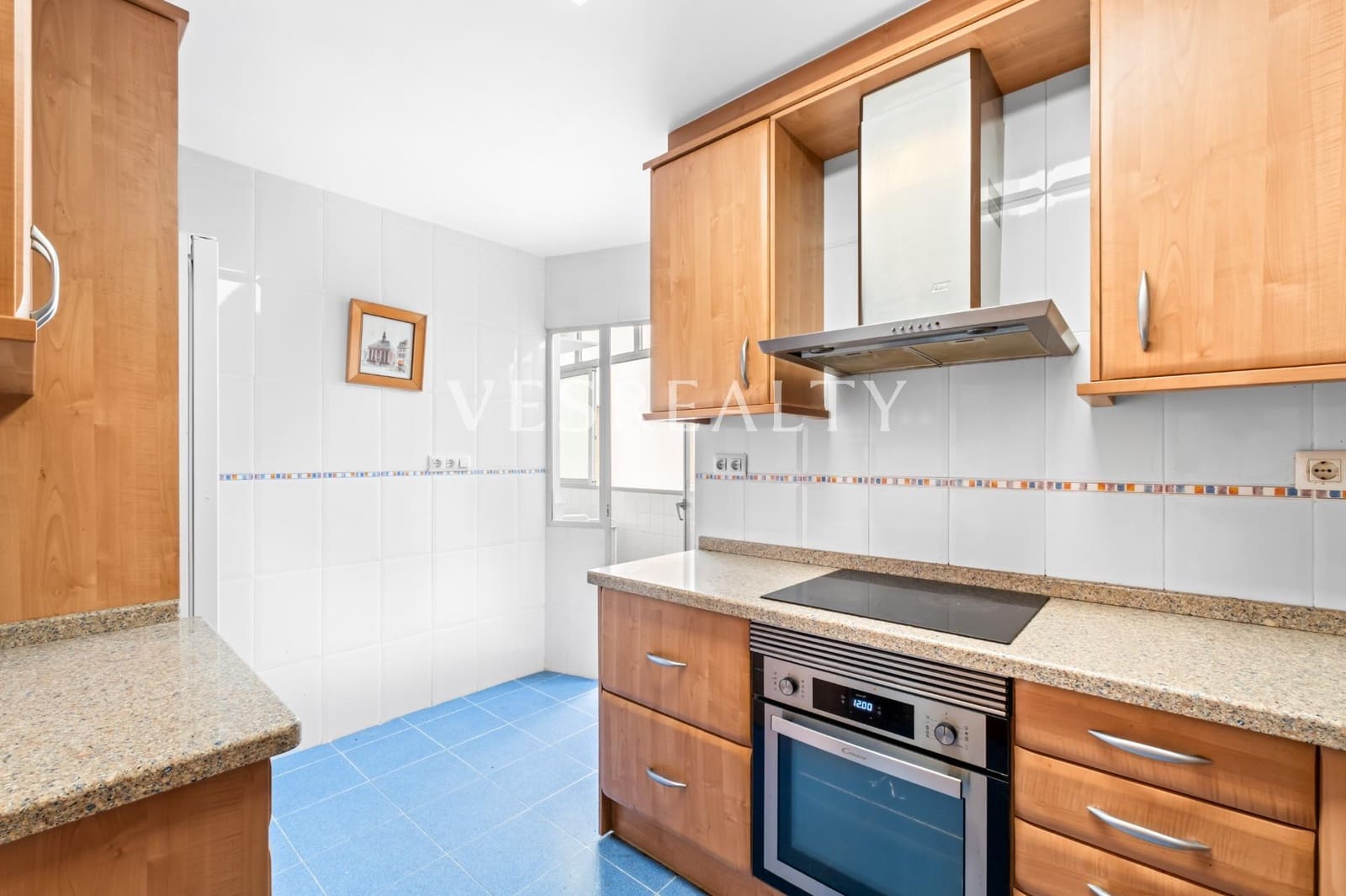 3 bedroom Flat for sale in Alicante / Alacant city - € 345,000 (Ref: 9977484)